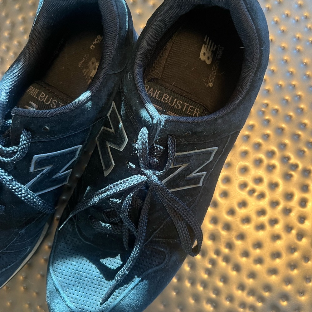 New Balance Black Athletic Shoes Mens Size 12 - Picture 2 of 6